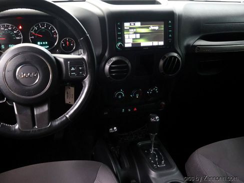 Used 2016 Jeep Wrangler Unlimited Sport w/ Connectivity Group AWD/4WD image 16
