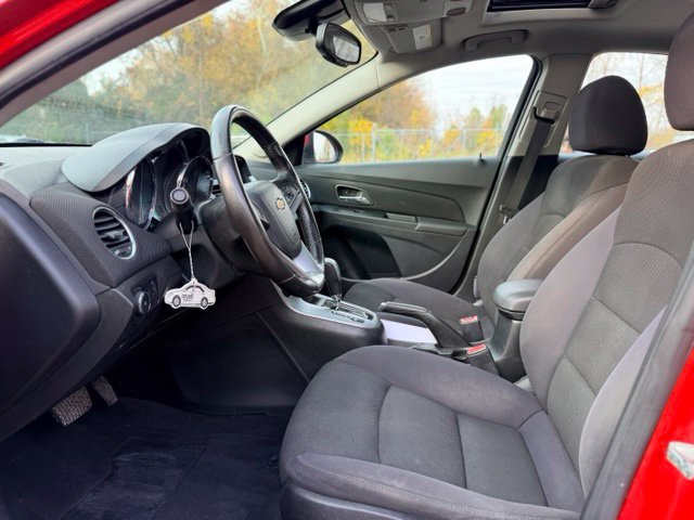 Used 2012 Chevrolet Cruze LT w/ All-Star Edition FWD image 6