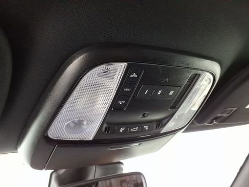 Used 2025 Dodge Durango R/T image 26