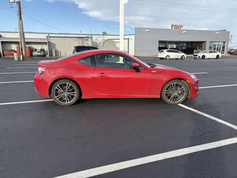 Used 2013 Scion FR-S image 13