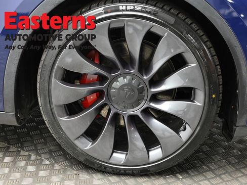 Used 2021 Tesla Model Y Performance image 28