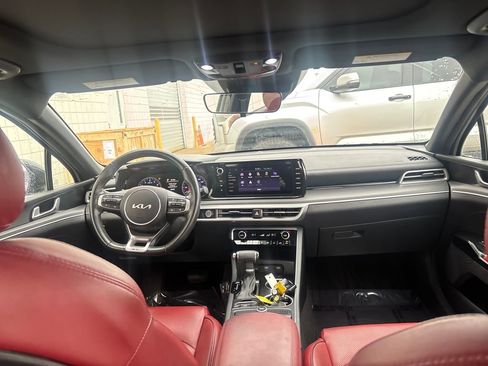 Used 2023 Kia K5 GT-Line image 29