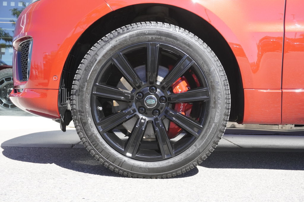 Used 2019 Land Rover Range Rover Sport HSE Dynamic AWD/4WD image 34