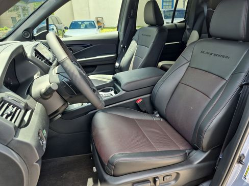 New 2026 Honda Ridgeline Black Edition image 12