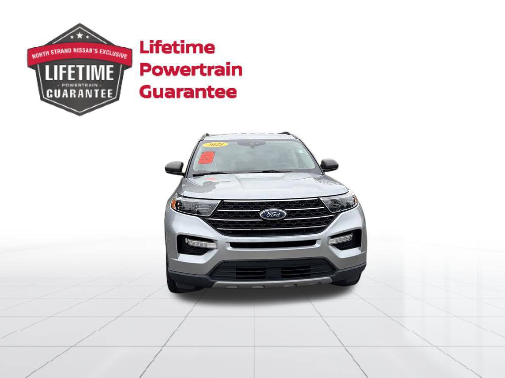 Used 2021 Ford Explorer XLT w/ Equipment Group 202A RWD image 10