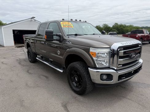 Used 2016 Ford F350 XLT w/ XLT Value Package AWD/4WD image 4