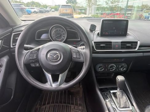 Used 2016 MAZDA MAZDA3 i Sport w/ Preferred Equipment Package FWD image 9