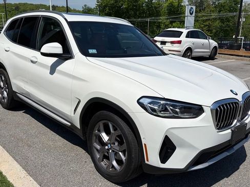 Used 2023 BMW X3 xDrive30i w/ Convenience Package AWD/4WD image 4
