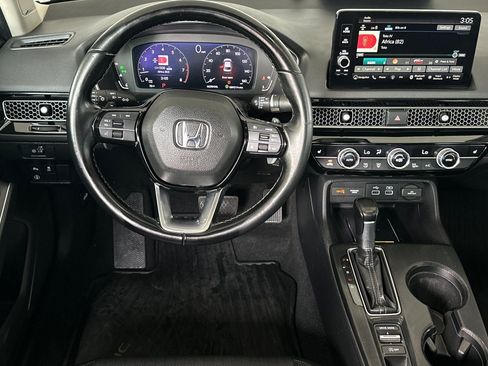 Used 2022 Honda Civic Touring image 13