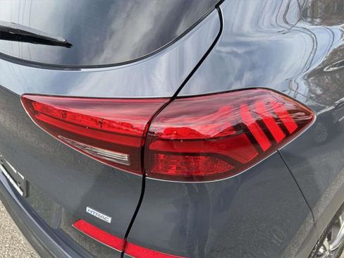 Certified 2021 Hyundai Tucson Limited image 9