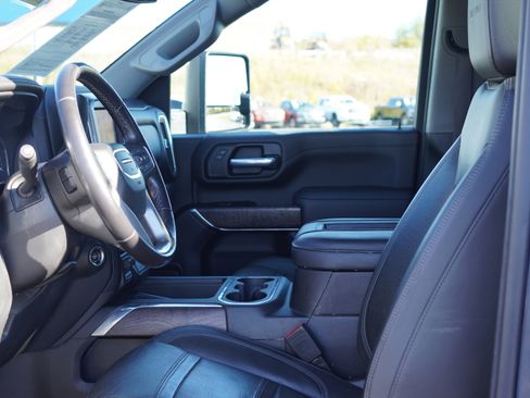 Used 2022 GMC Sierra 2500 Denali image 36