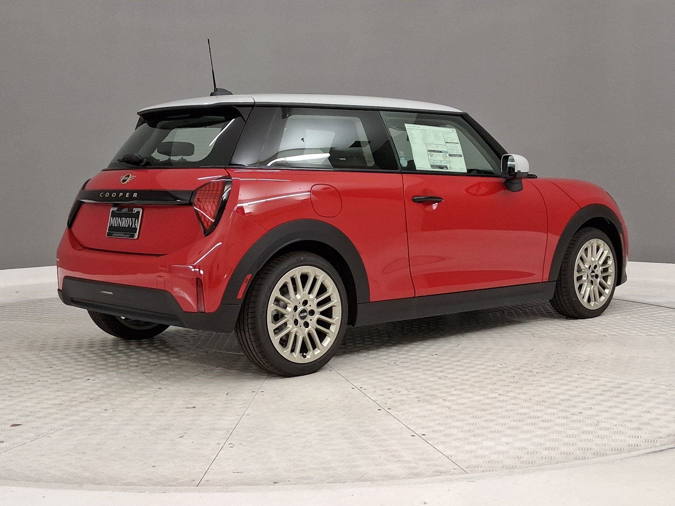 New 2026 MINI Cooper 2-Door Hardtop FWD image 7