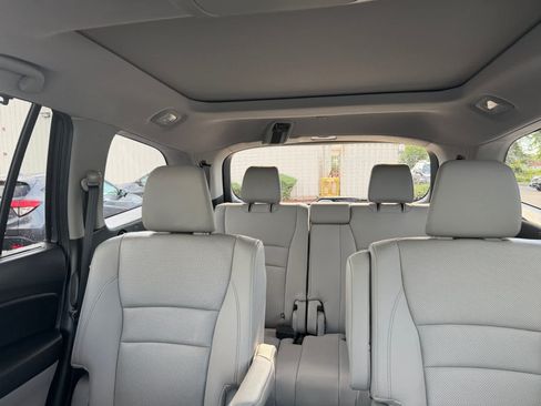 Used 2021 Honda Pilot Elite image 30