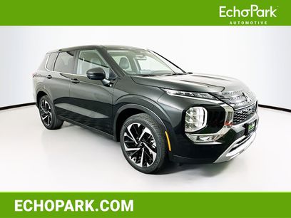 Used 2024 Mitsubishi Outlander SE Black Edition