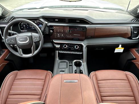 New 2026 GMC Sierra 3500 Denali Ultimate image 21