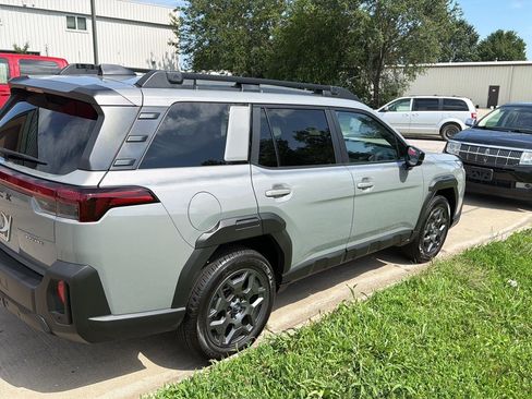 Used 2026 Subaru Outback Premium AWD/4WD image 7