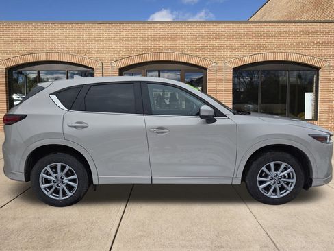 Certified 2025 MAZDA CX-5 AWD 2.5 S w/ Preferred Package image 2
