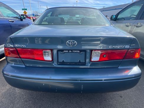 Used 2000 Toyota Camry LE image 5