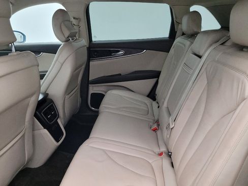 Used 2016 Lincoln MKX Select w/ Select Plus Package image 18