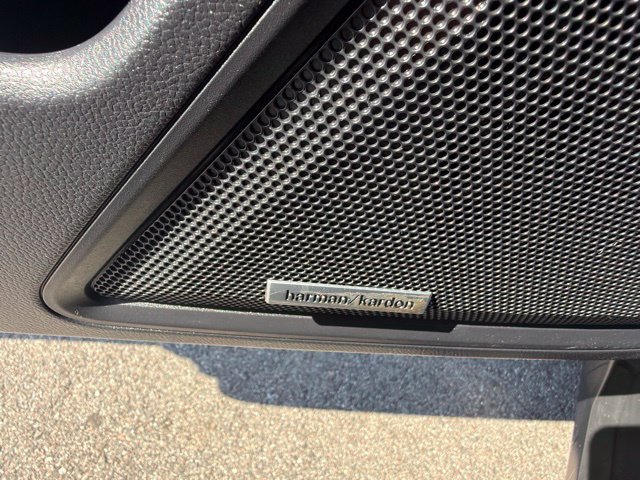 Used 2022 Subaru Outback Limited AWD/4WD image 19