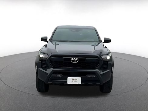 Used 2025 Toyota Tacoma TRD Off-Road image 4