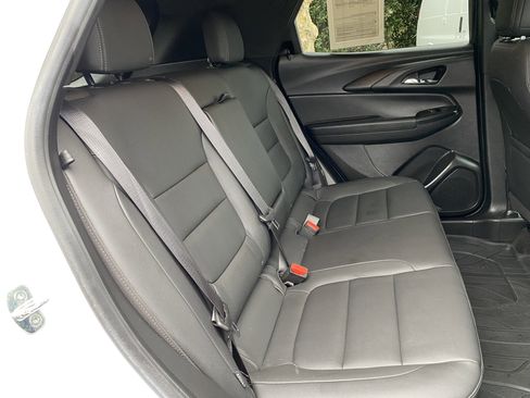 Used 2021 Chevrolet TrailBlazer ACTIV w/ Technology Package image 37