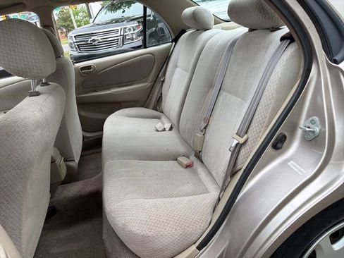 Used 2000 Toyota Corolla CE FWD image 8