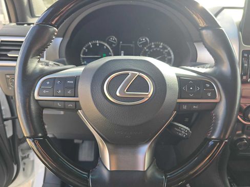 Used 2023 Lexus GX 460 Luxury image 23