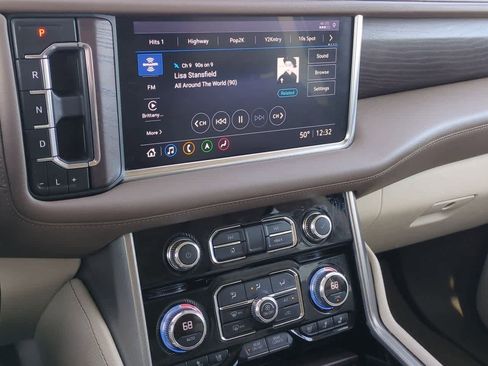 Used 2021 GMC Yukon XL Denali w/ Denali Ultimate Package image 30