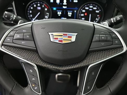 New 2026 Cadillac XT5 Sportv w/ LPO, Onyx Lite Package AWD/4WD image 24