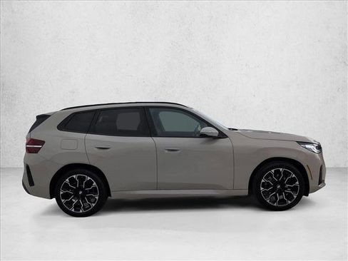 Used 2025 BMW X3 xDrive30 w/ M Sport Package AWD/4WD image 4