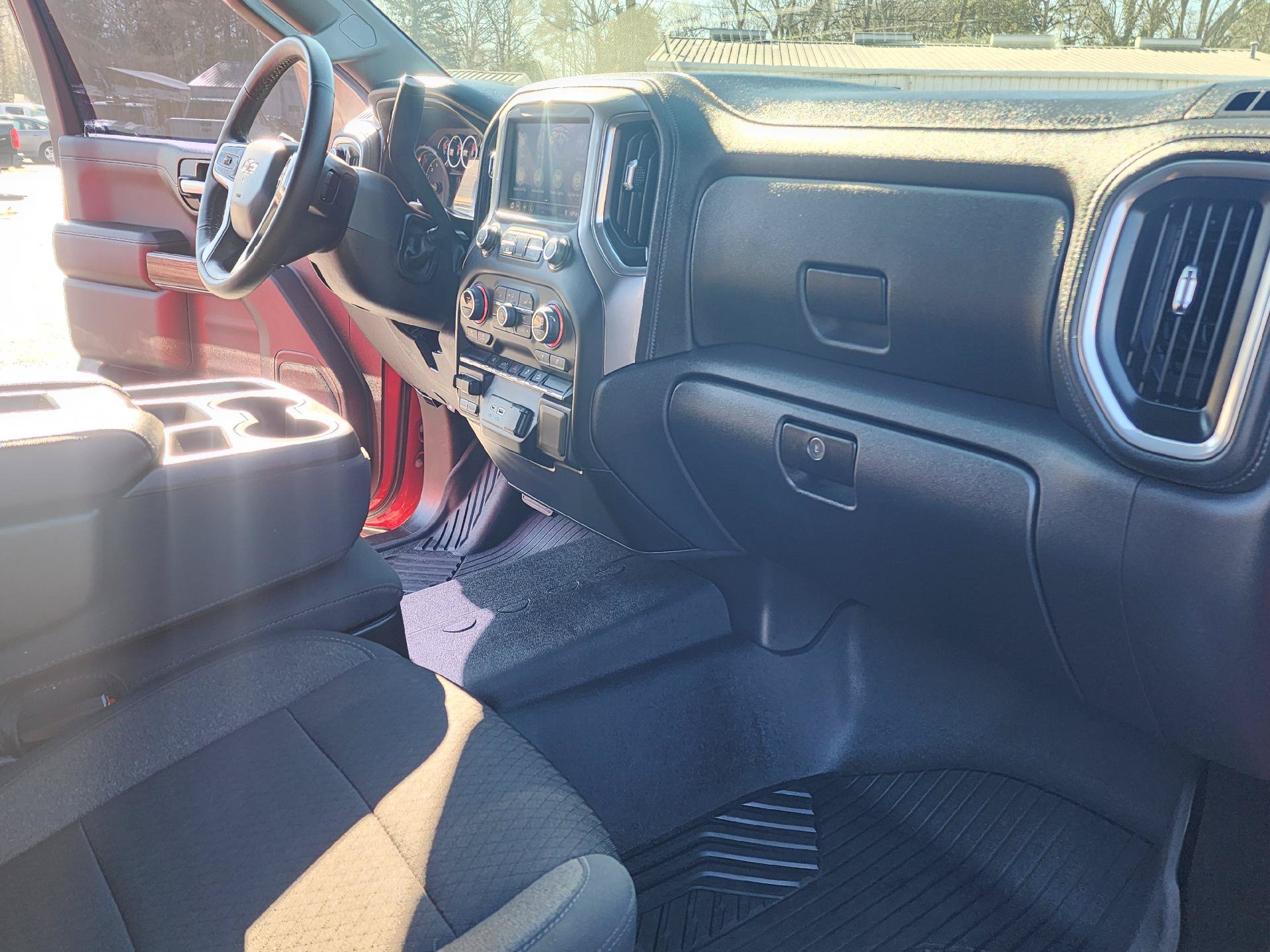 Used 2021 Chevrolet Silverado 1500 RST AWD/4WD image 10
