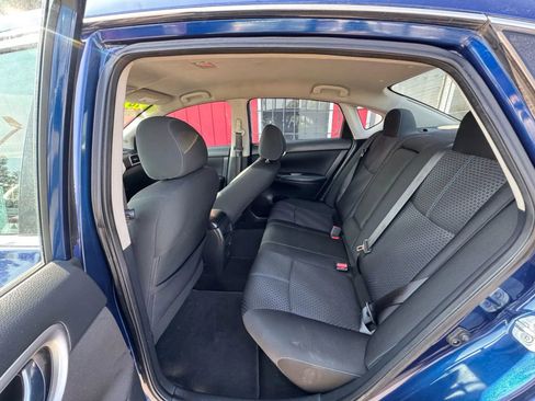 Used 2018 Nissan Sentra SR image 9