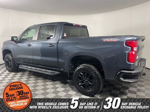 Used 2021 Chevrolet Silverado 1500 Custom Trail Boss w/ LPO, Dark Essentials Package image 7