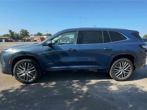 New 2026 Buick Enclave Avenir w/ Super Cruise Package image 5
