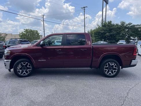 Used 2025 RAM 1500 Laramie AWD/4WD image 6