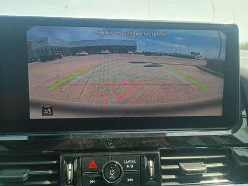 New 2026 Nissan Pathfinder SV image 15