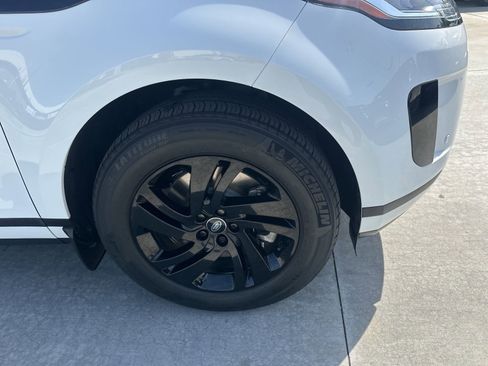 Certified 2022 Land Rover Range Rover Evoque S image 6