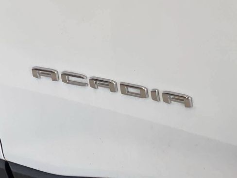 Used 2020 GMC Acadia SLT AWD/4WD image 11