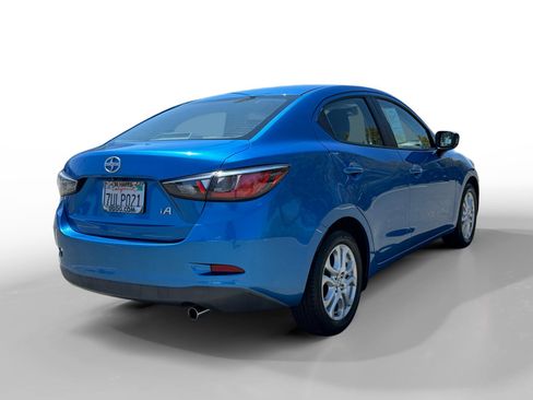 Used 2016 Scion iA FWD image 5