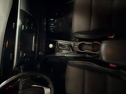 Used 2016 Toyota Corolla S FWD image 19