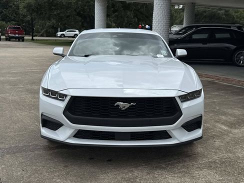 Used 2024 Ford Mustang Coupe RWD image 2