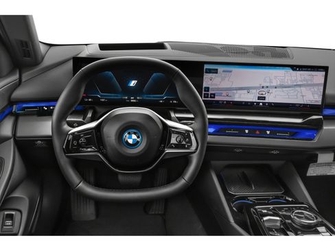 Used 2025 BMW i5 eDrive40i w/ M Sport Package RWD image 4