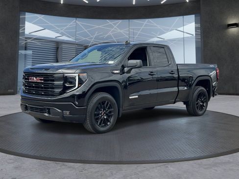 Used 2026 GMC Sierra 1500 Elevation AWD/4WD image 2