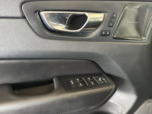 Certified 2023 Volvo XC60 B5 Plus w/ Climate Package FWD image 10