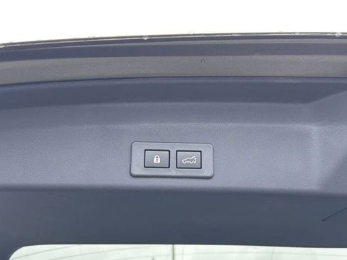 New 2026 Subaru Ascent Limited Bronze image 17