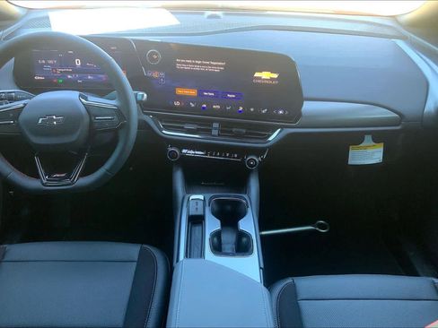 New 2026 Chevrolet Equinox EV RS image 5