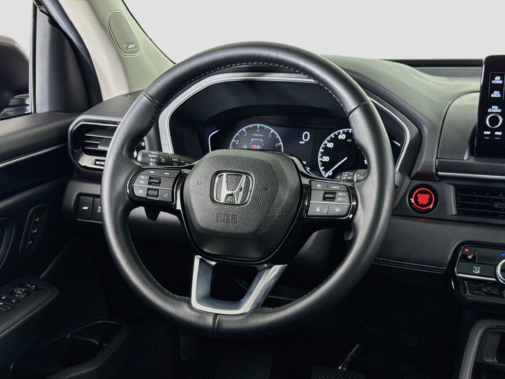 Used 2025 Honda Pilot Touring image 21