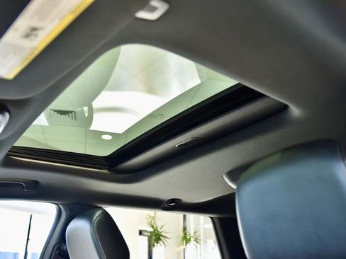 Used 2023 Dodge Durango R/T image 19