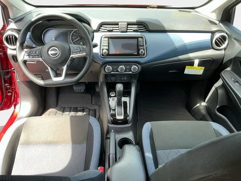Used 2025 Nissan Versa SV w/ Trunk Package FWD image 10